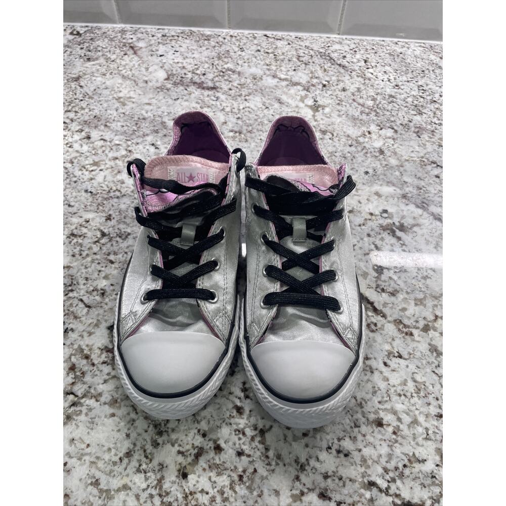 Converse All Star Chuck Taylor Silver Satin And Pink Junior Size 4 622336F